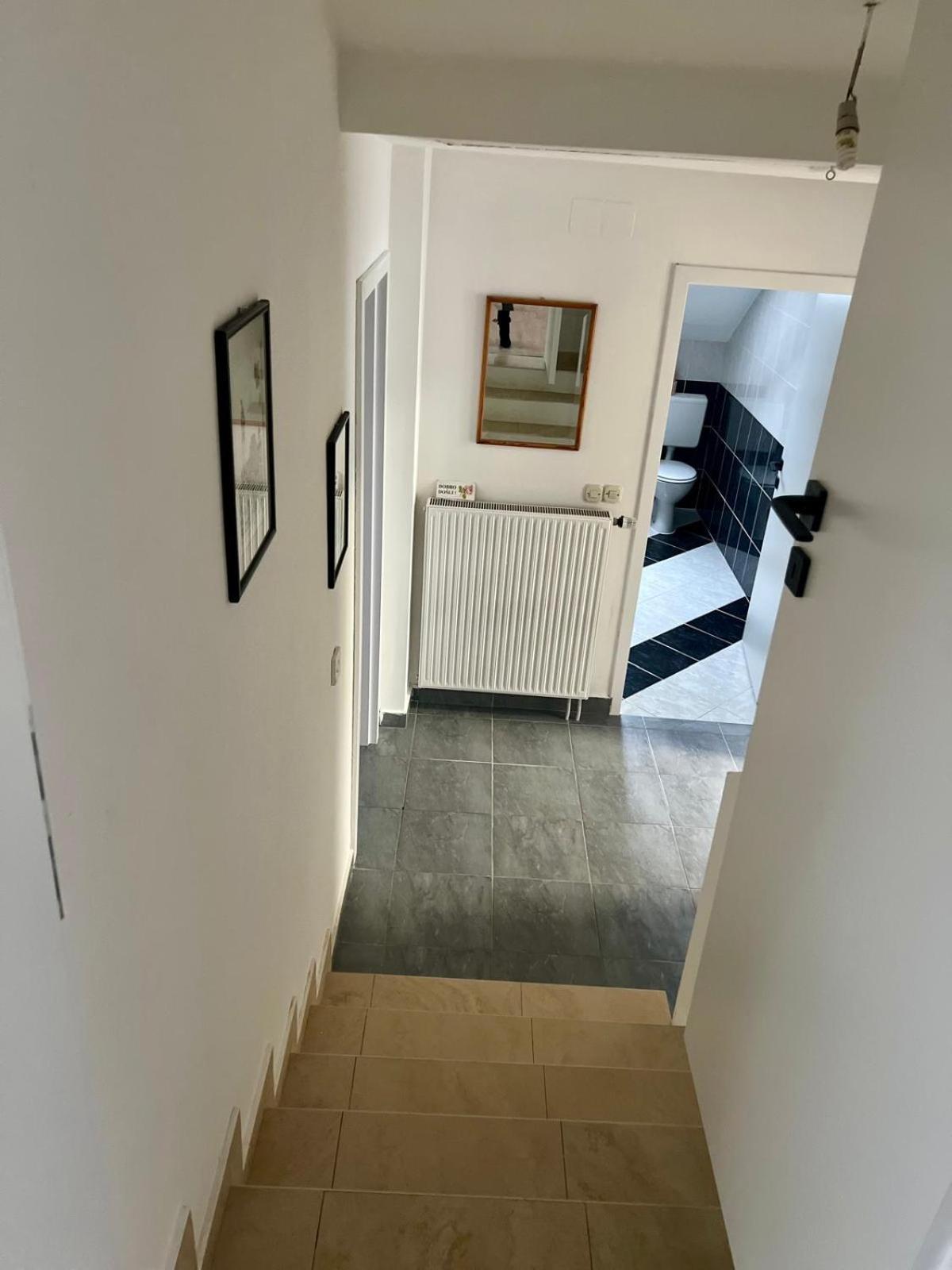 Guest House Ruza Tenja ภายนอก รูปภาพ